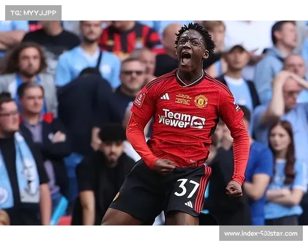 卡里克盛赞梅努：曼联青训基石的心理韧性成长之路